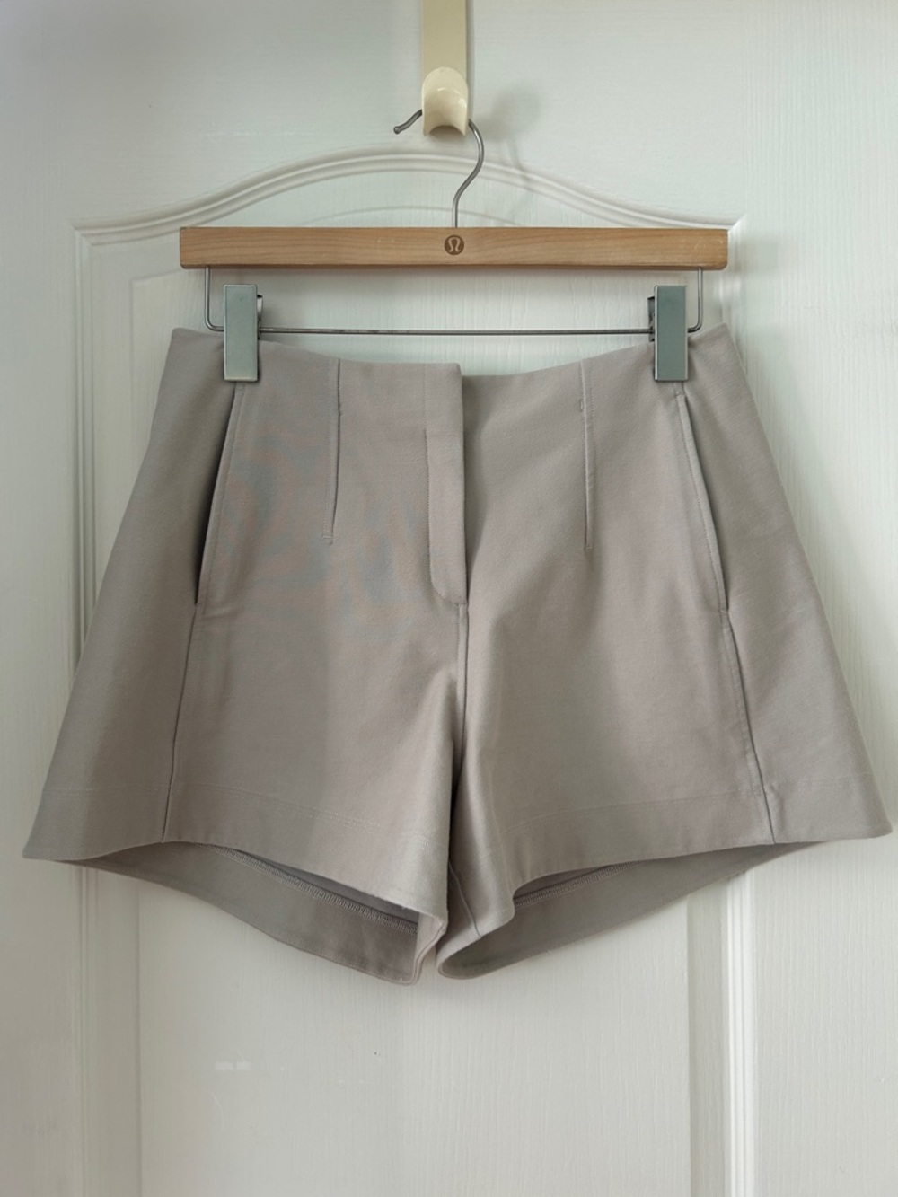 lululemon athletica High-Waist Tailored Shorts - Light Taupe